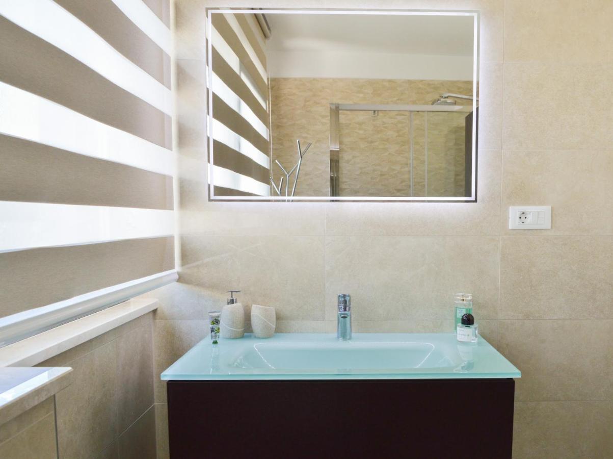 Rova Apartment Malinska Bagian luar foto