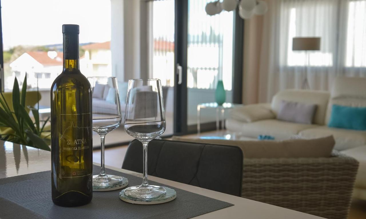 Rova Apartment Malinska Bagian luar foto